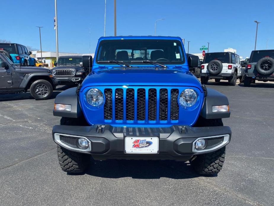 new 2023 Jeep Gladiator car, priced at $42,988