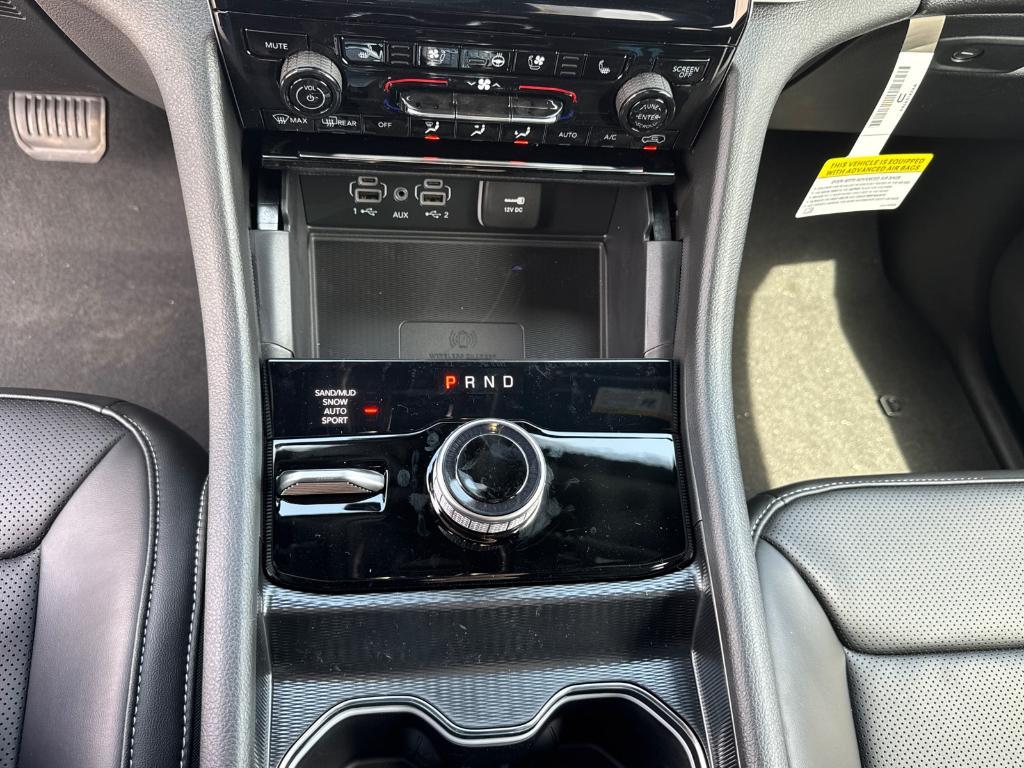 new 2025 Jeep Grand Cherokee car, priced at $42,988