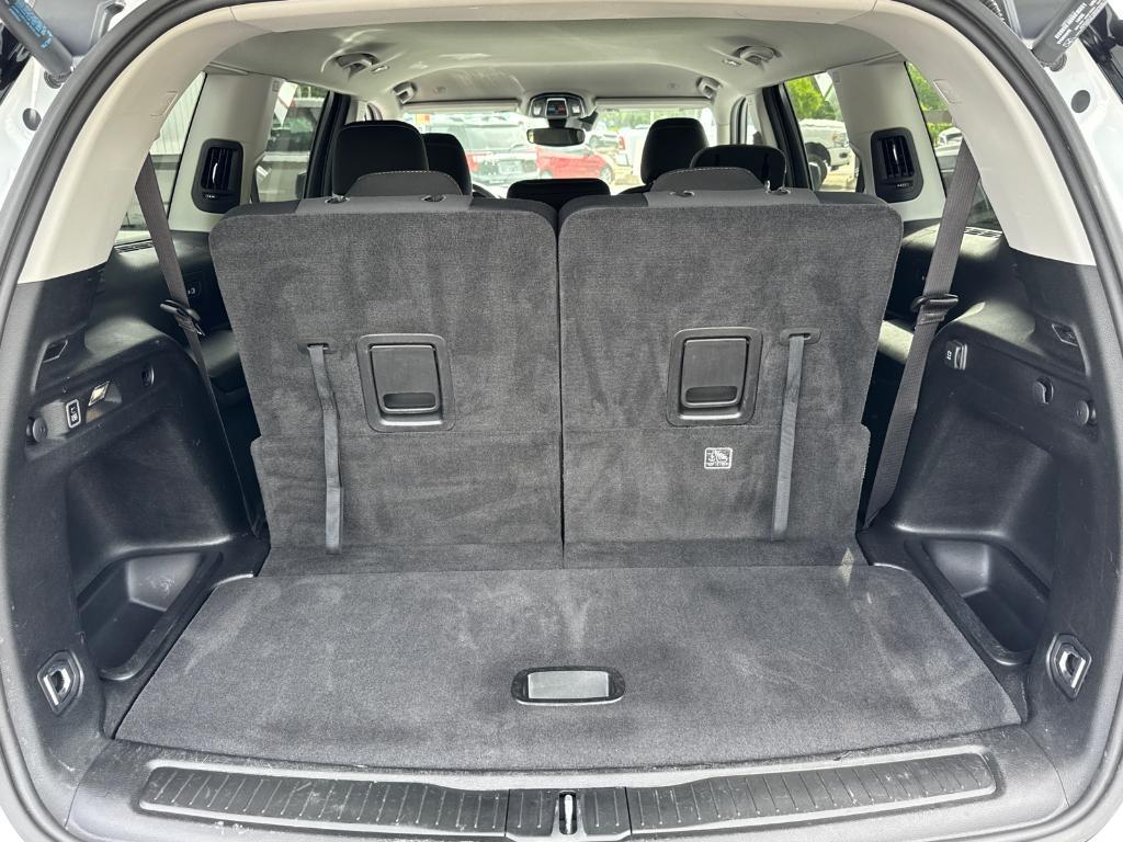 used 2022 Jeep Grand Cherokee L car, priced at $30,988
