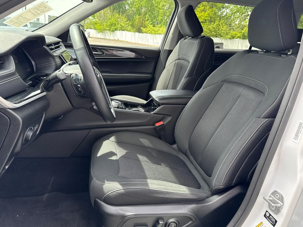 used 2022 Jeep Grand Cherokee L car, priced at $30,988