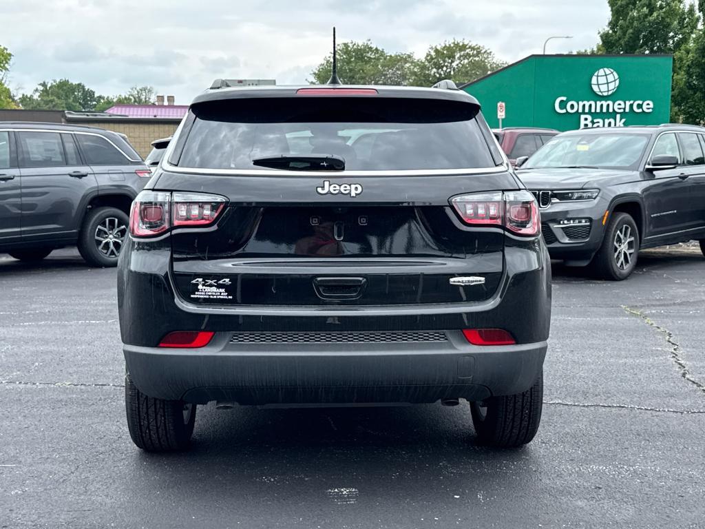 new 2025 Jeep Compass car, priced at $22,988