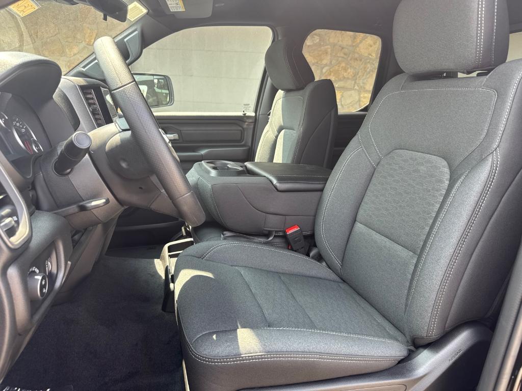 new 2025 Ram 1500 car, priced at $39,993