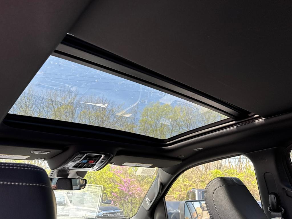 new 2025 Ram 1500 car, priced at $55,951