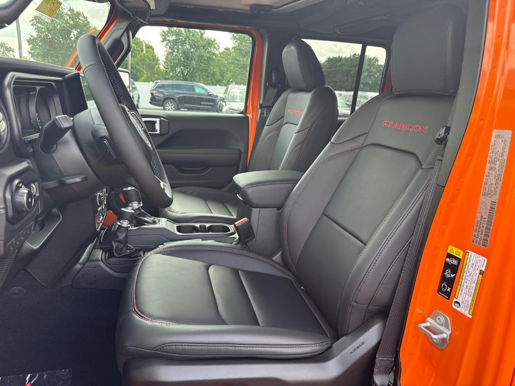 new 2025 Jeep Wrangler car, priced at $54,988