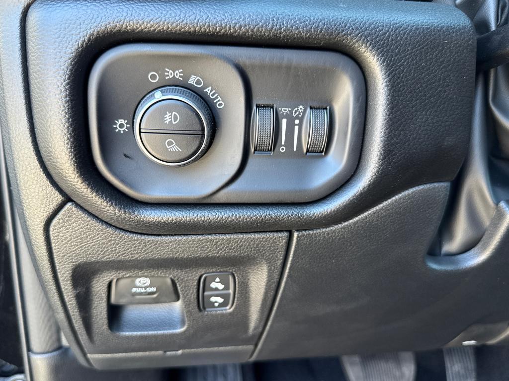 new 2025 Ram 1500 car, priced at $70,405
