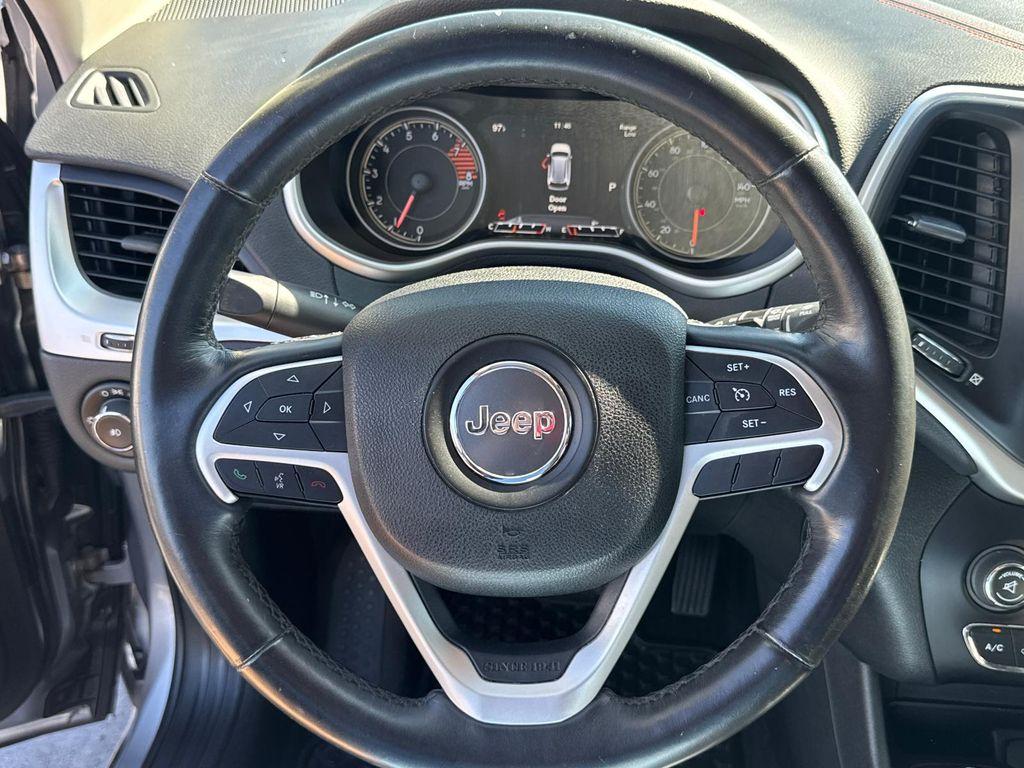 used 2016 Jeep Cherokee car, priced at $14,988