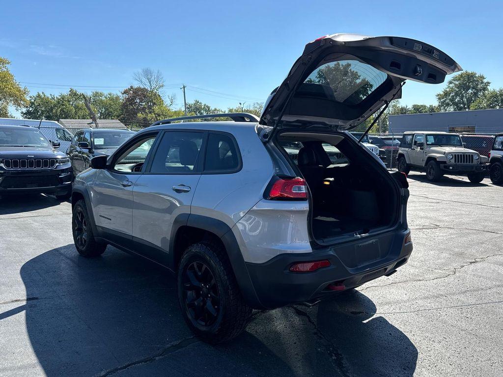 used 2016 Jeep Cherokee car, priced at $14,988