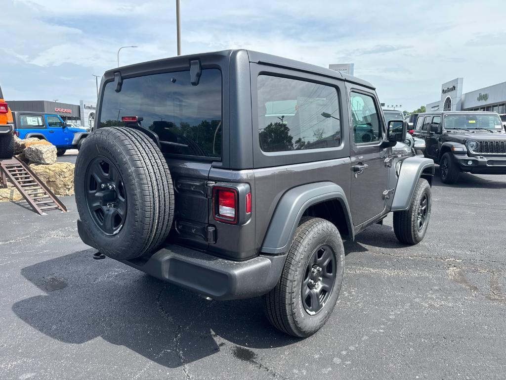 new 2025 Jeep Wrangler car, priced at $39,575