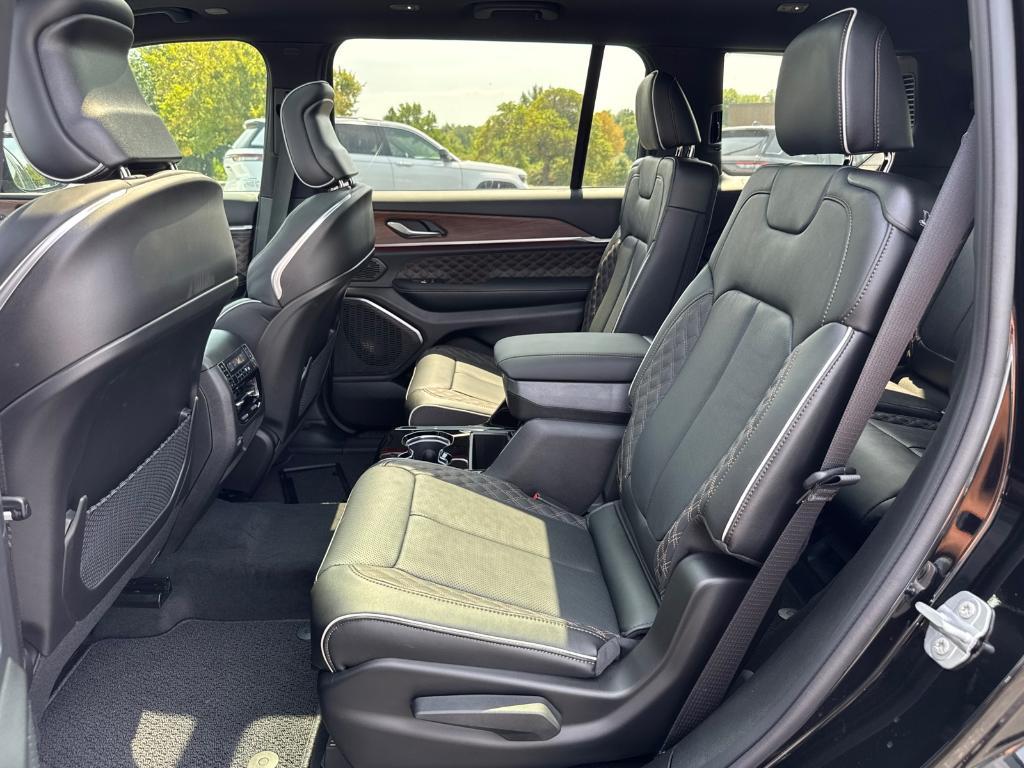 new 2025 Jeep Grand Cherokee L car, priced at $58,988