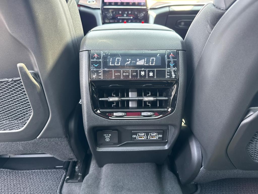 new 2025 Jeep Grand Cherokee L car, priced at $58,988