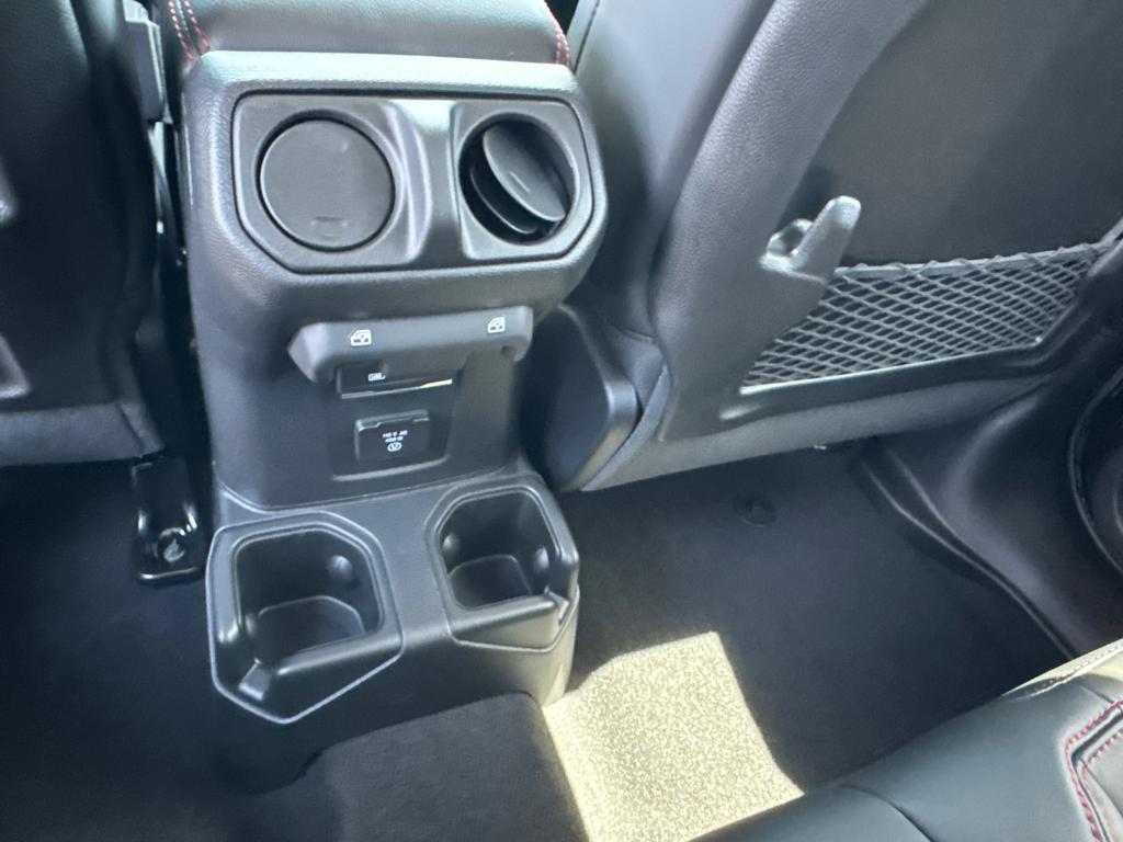 new 2025 Jeep Gladiator car, priced at $47,988
