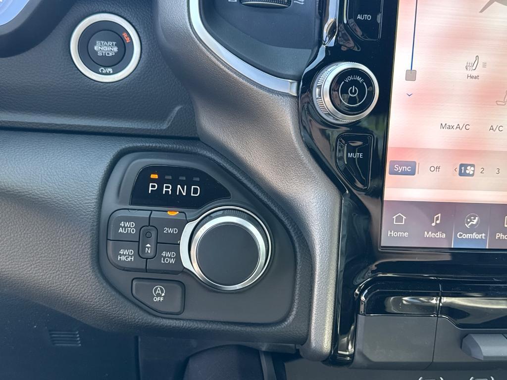 new 2025 Ram 1500 car, priced at $47,680