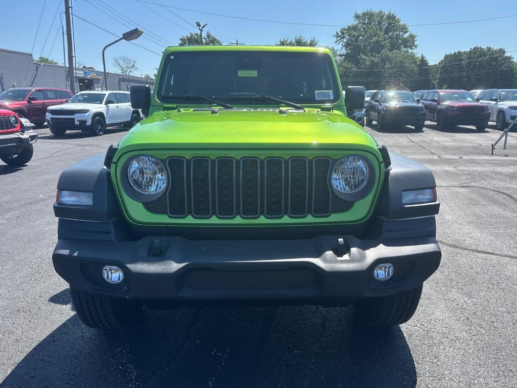 new 2025 Jeep Wrangler car, priced at $41,988