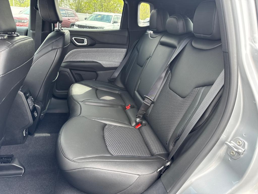new 2025 Jeep Compass car, priced at $30,360