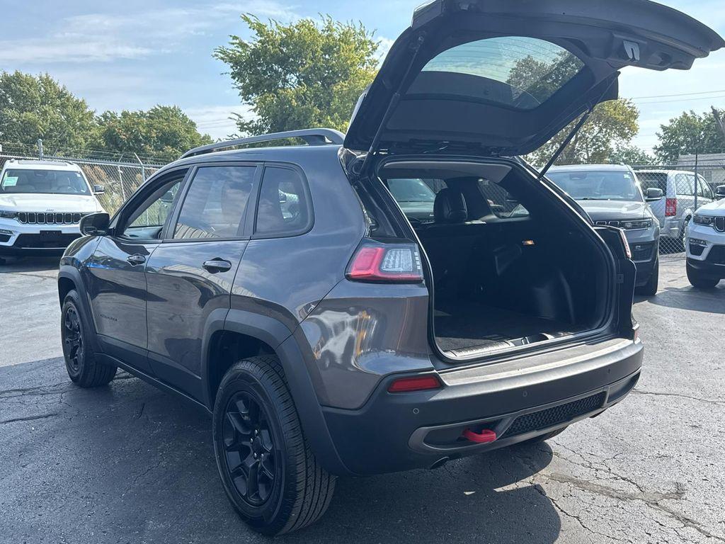 used 2019 Jeep Cherokee car, priced at $17,988