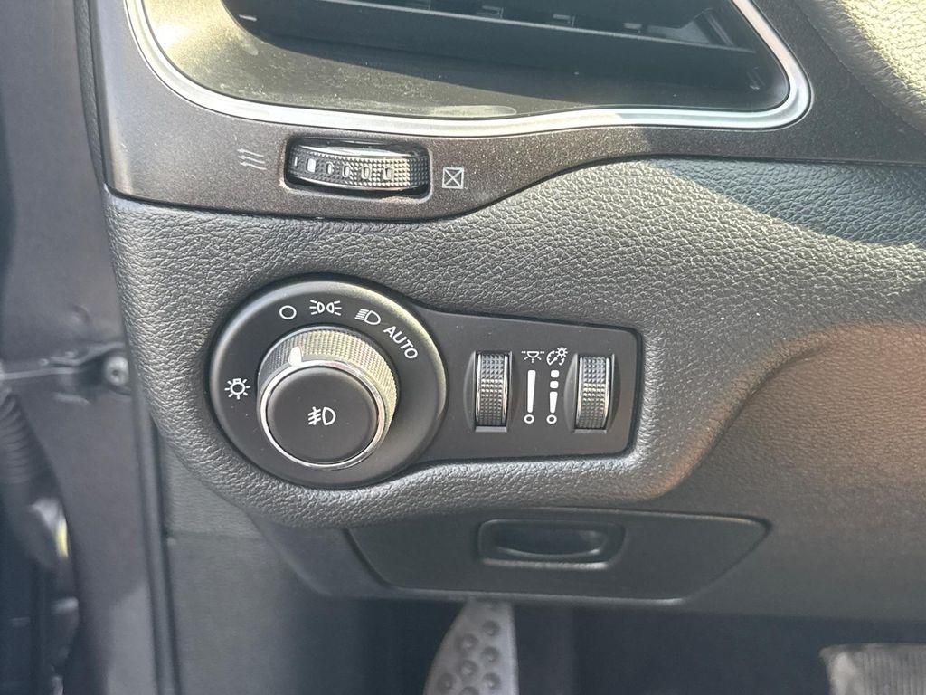 used 2019 Jeep Cherokee car, priced at $17,988