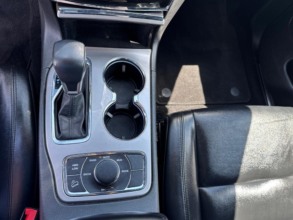 used 2022 Jeep Grand Cherokee WK car, priced at $28,388