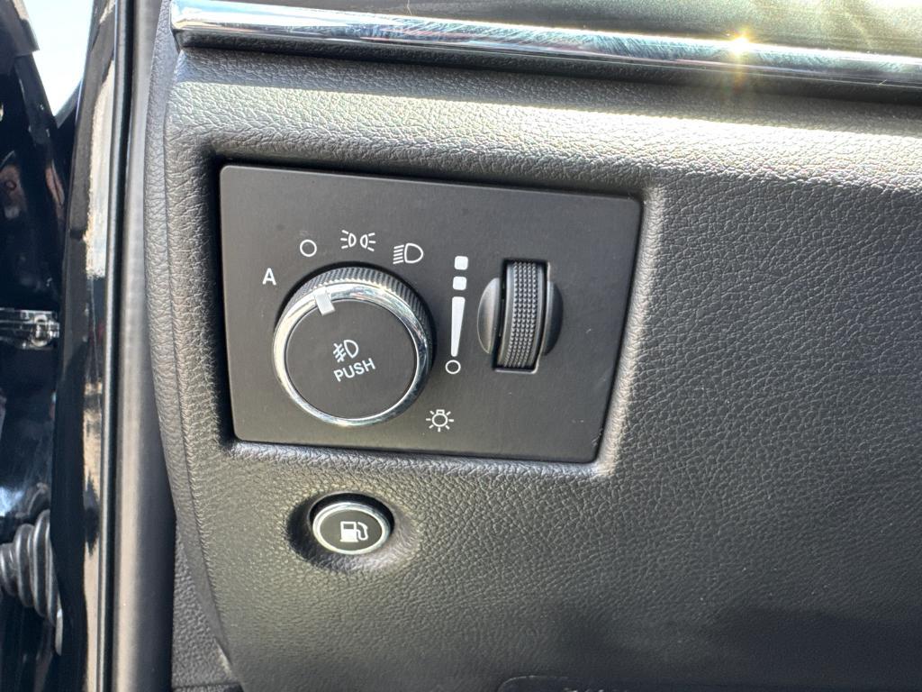 used 2022 Jeep Grand Cherokee WK car, priced at $28,388