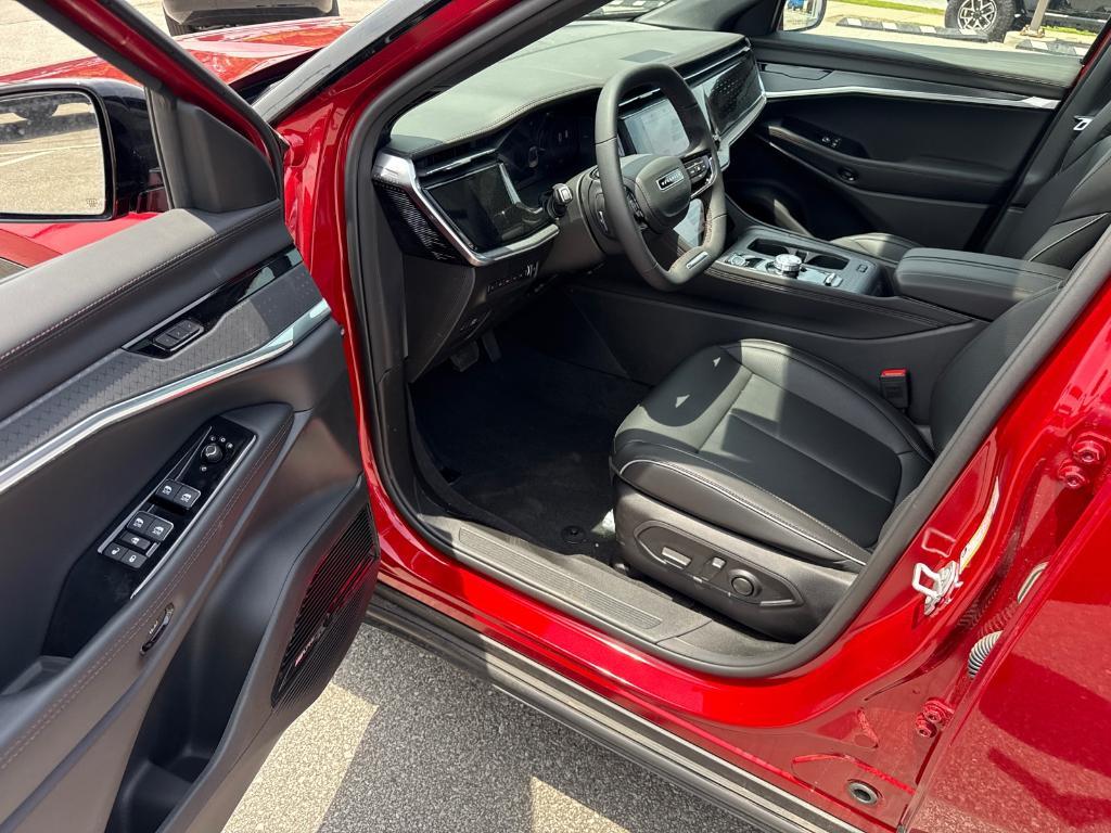 new 2025 Jeep Wagoneer S car, priced at $48,988