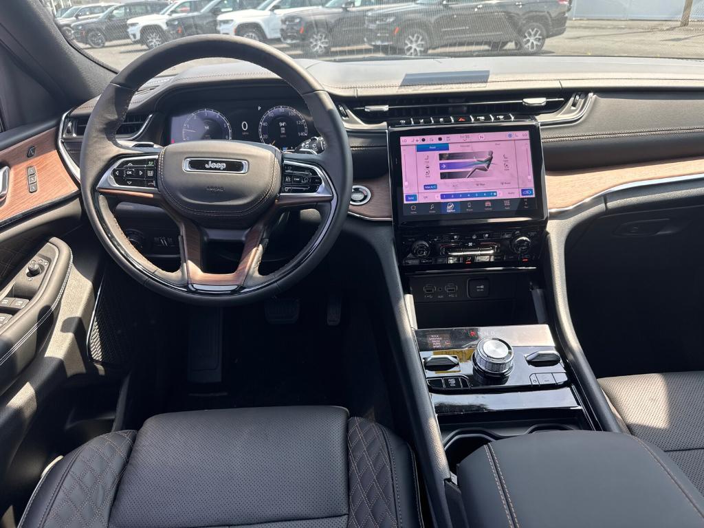 new 2025 Jeep Grand Cherokee L car, priced at $54,988