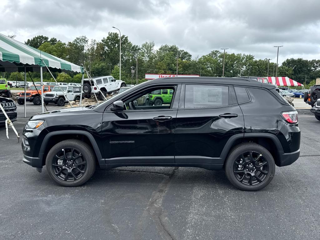 new 2025 Jeep Compass car, priced at $26,988