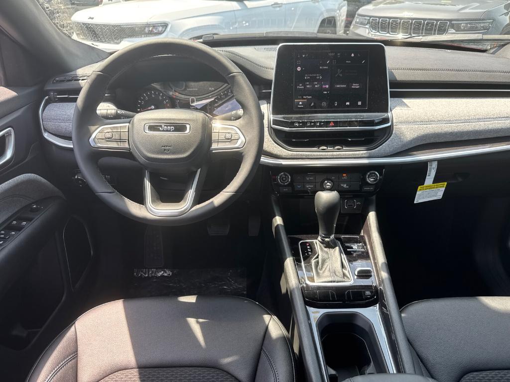 new 2025 Jeep Compass car, priced at $22,988