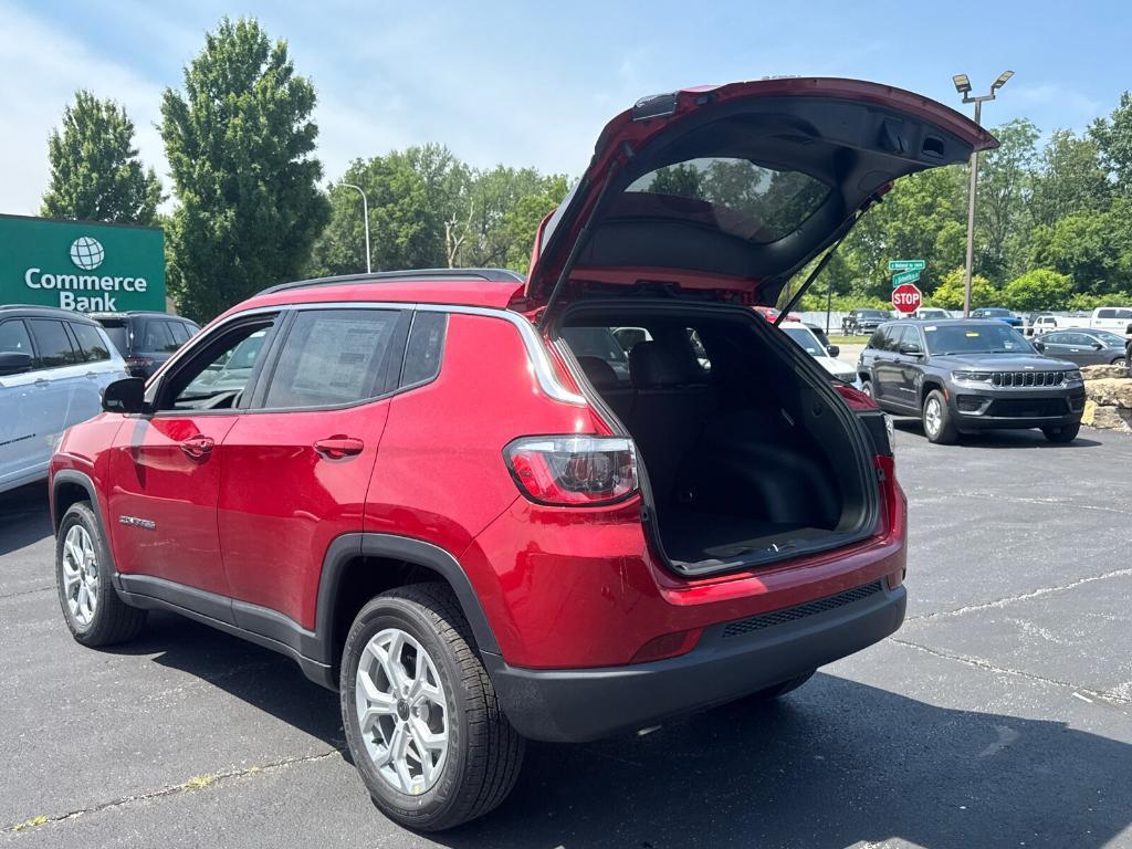 new 2025 Jeep Compass car, priced at $22,988