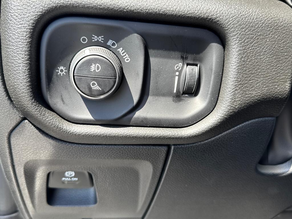 new 2025 Ram 1500 car, priced at $45,988