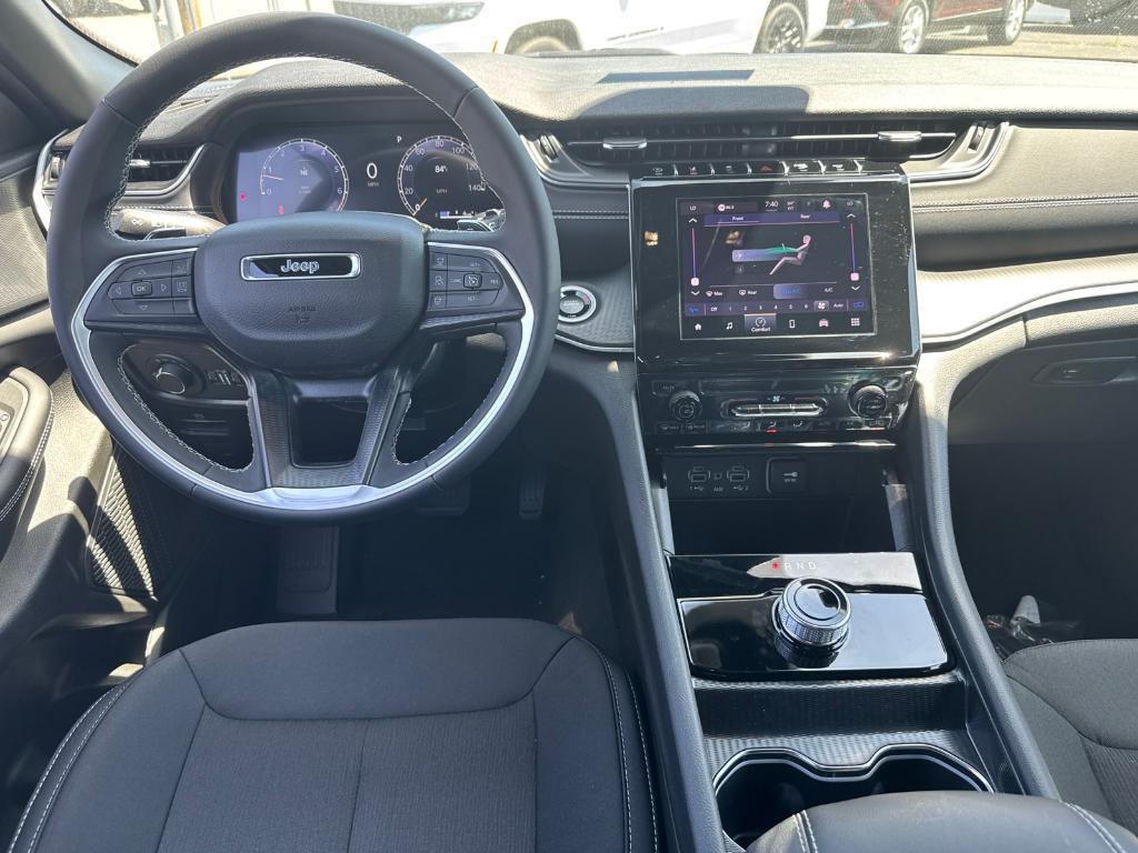 new 2025 Jeep Grand Cherokee L car, priced at $33,988