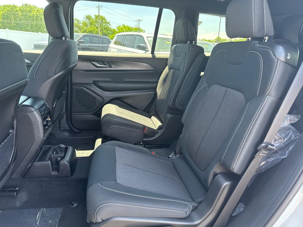 new 2025 Jeep Grand Cherokee L car, priced at $33,988