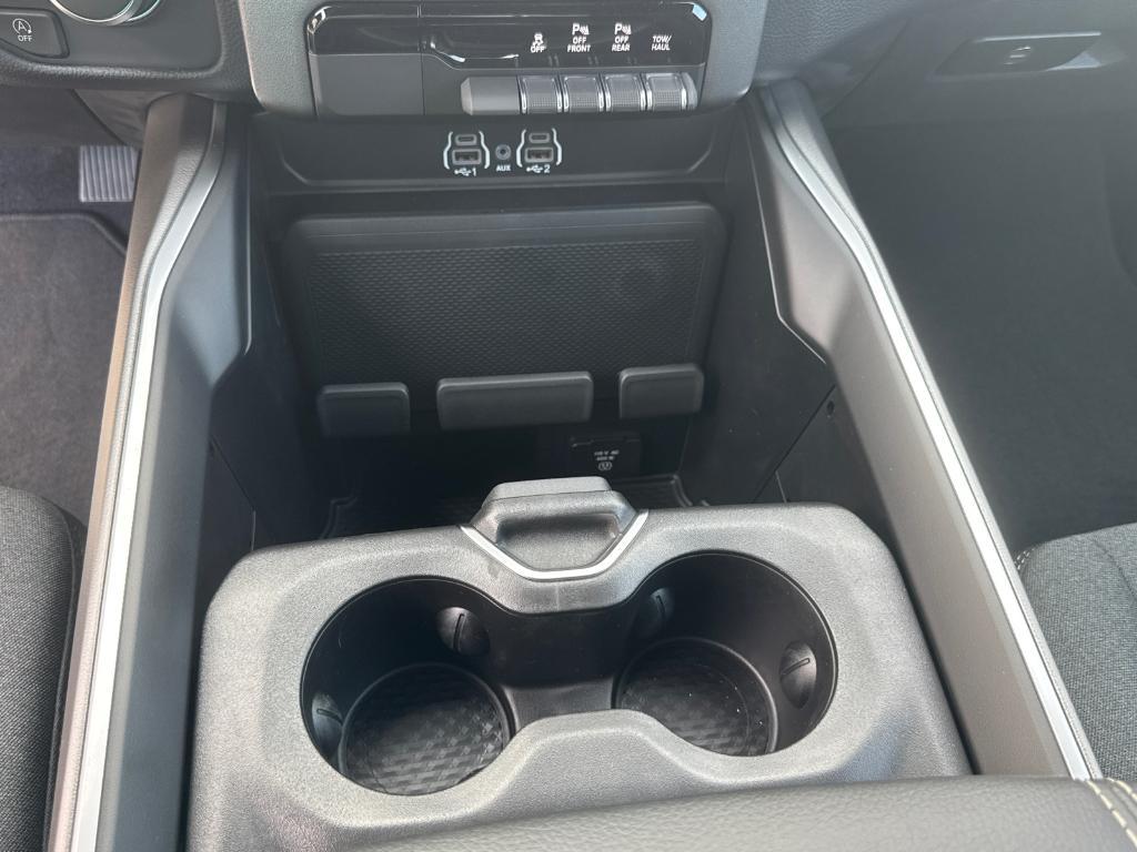 new 2025 Ram 1500 car, priced at $56,270