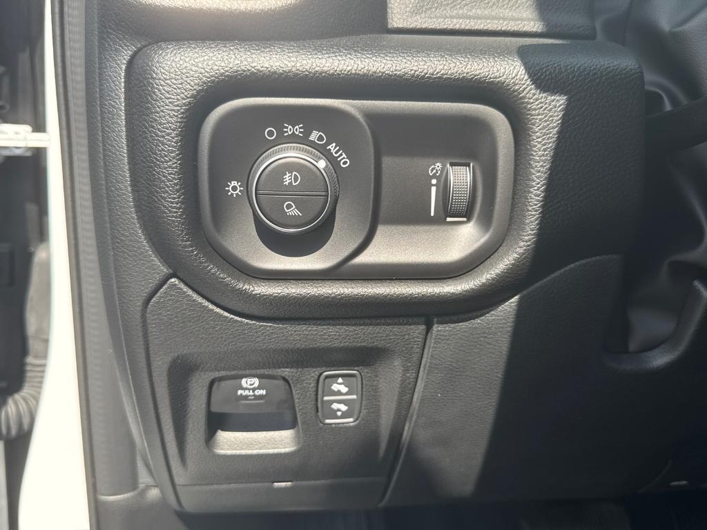 new 2025 Ram 1500 car, priced at $56,270