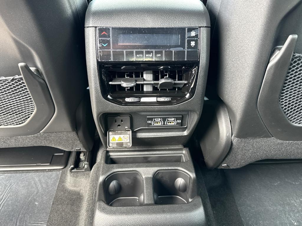 new 2025 Jeep Grand Cherokee L car, priced at $37,988