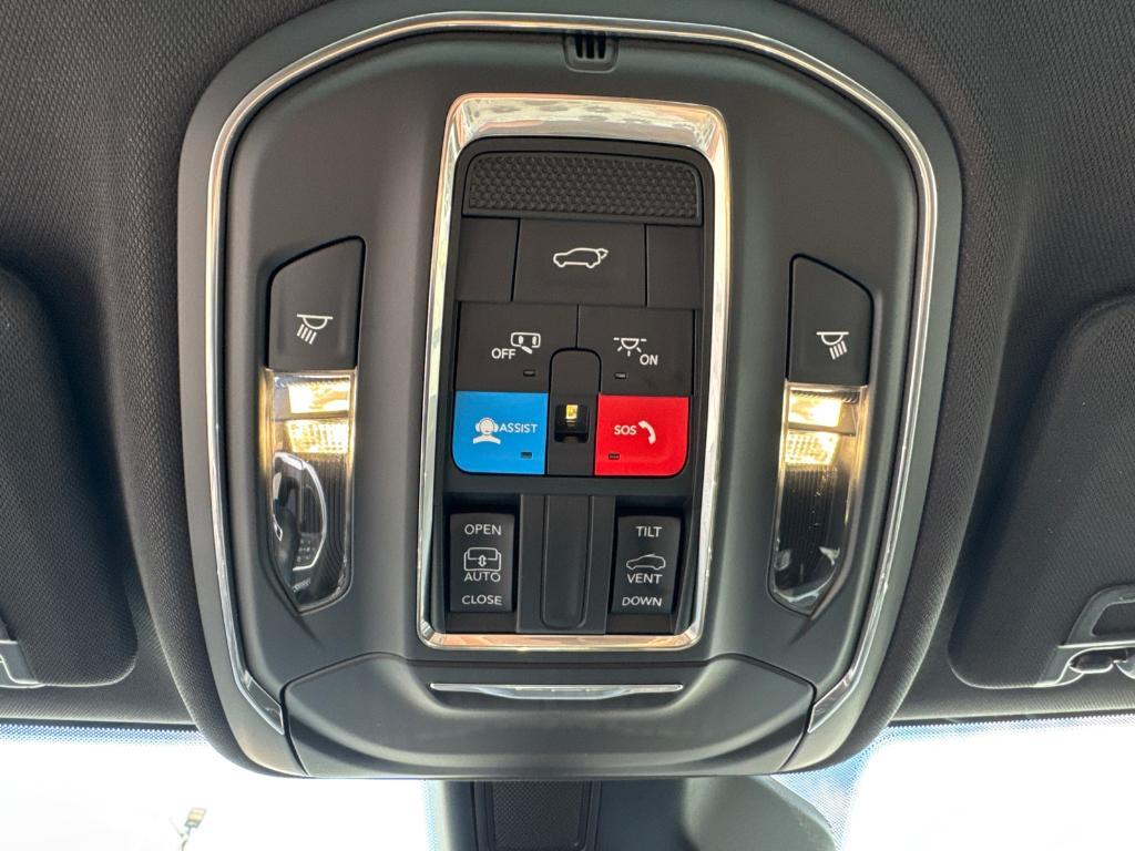 new 2025 Jeep Grand Cherokee L car, priced at $37,988