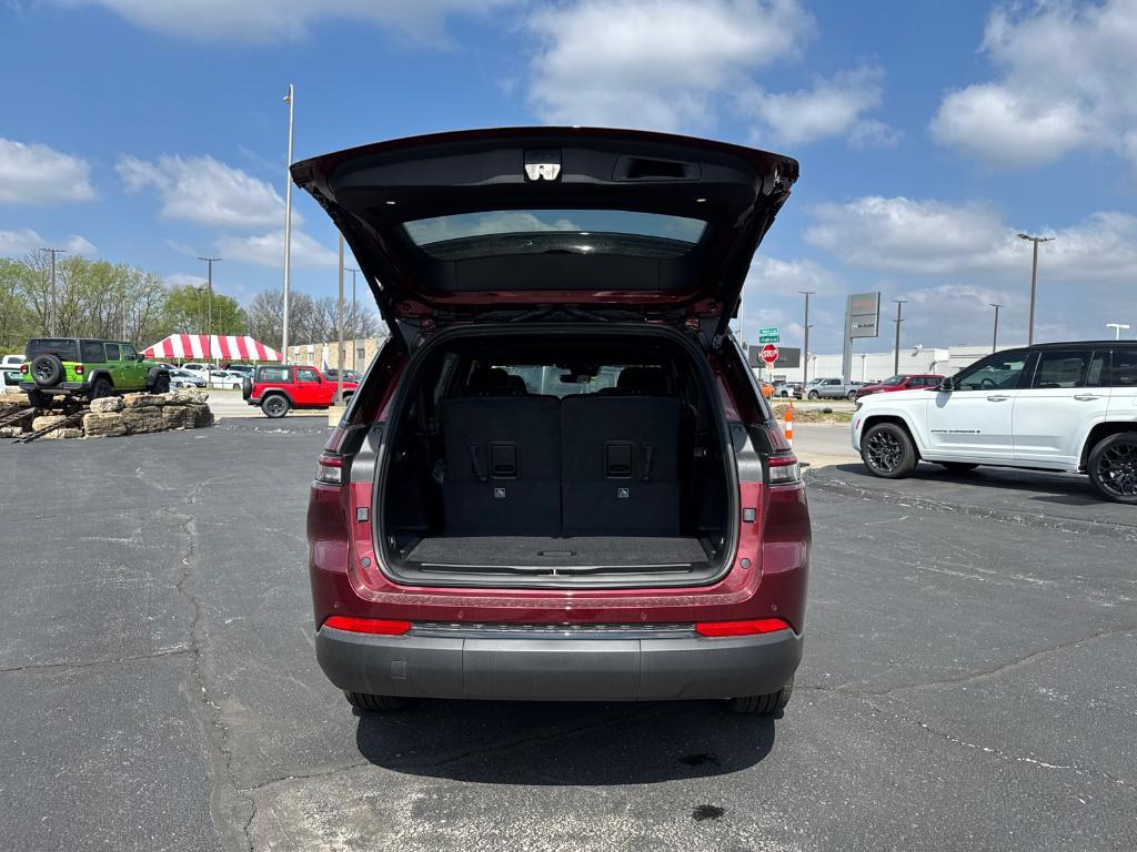 new 2025 Jeep Grand Cherokee L car, priced at $37,988