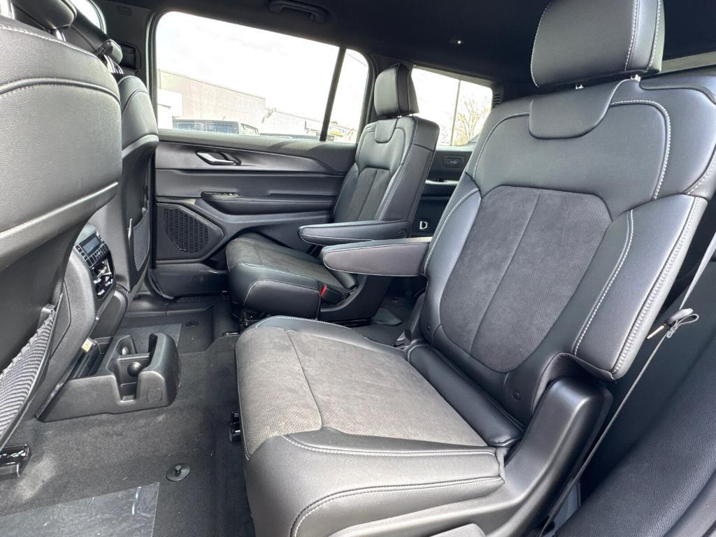 new 2025 Jeep Grand Cherokee L car, priced at $37,988