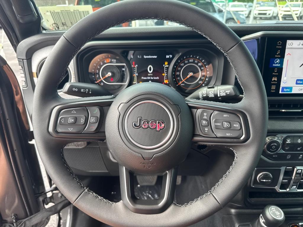 new 2025 Jeep Wrangler car, priced at $40,998