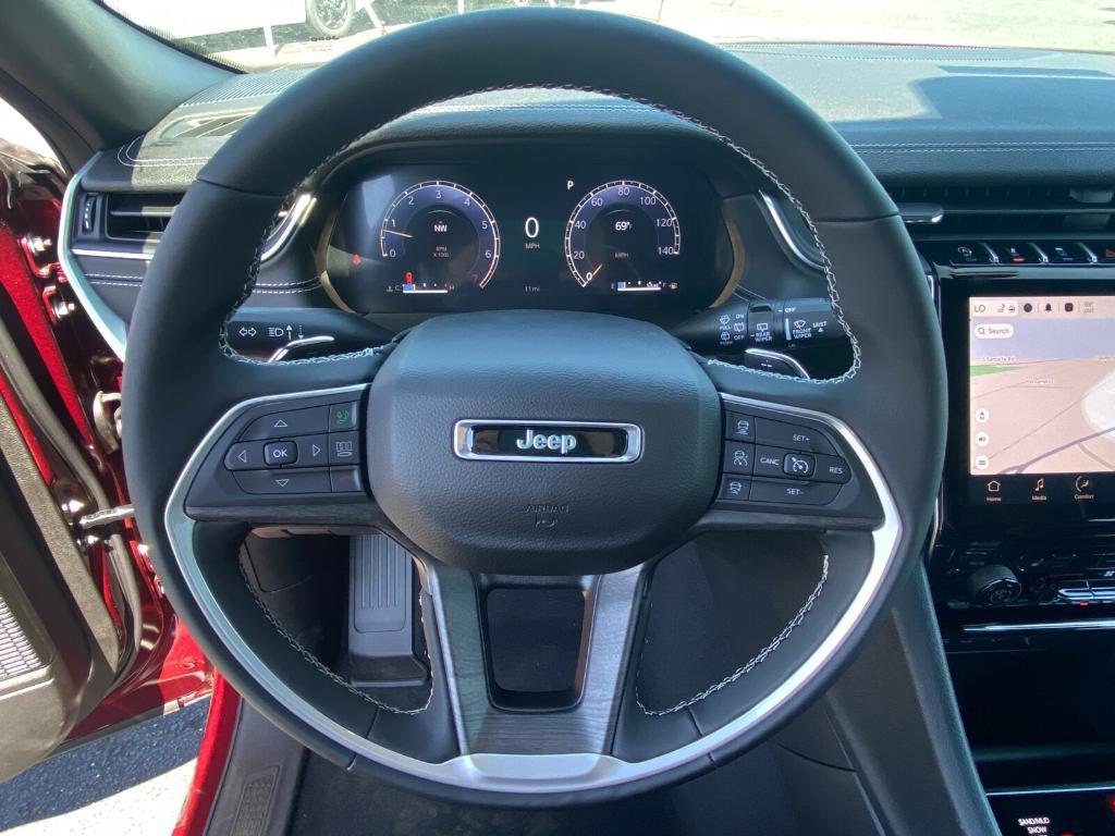 new 2024 Jeep Grand Cherokee car, priced at $38,988