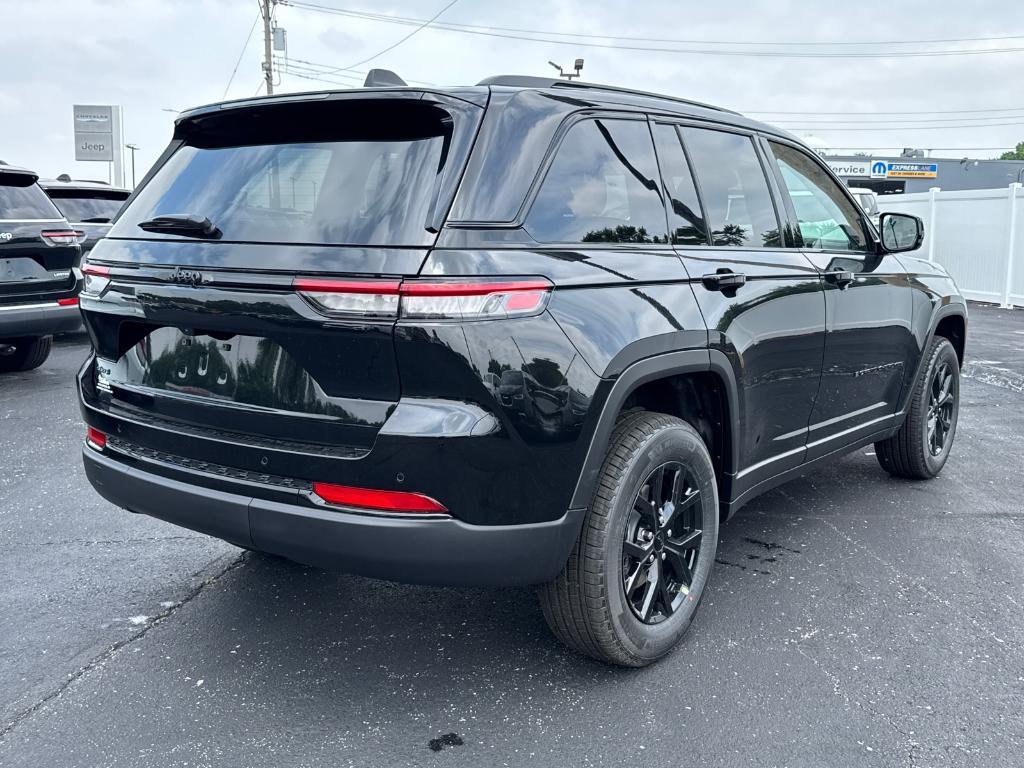 new 2025 Jeep Grand Cherokee car, priced at $35,988