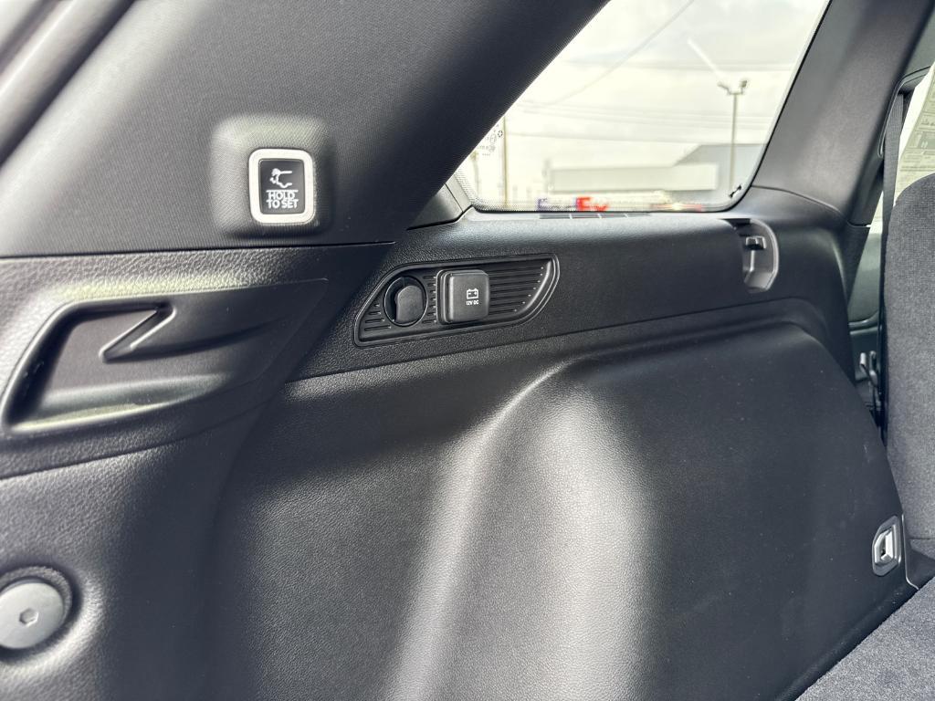 new 2025 Jeep Grand Cherokee car, priced at $35,988