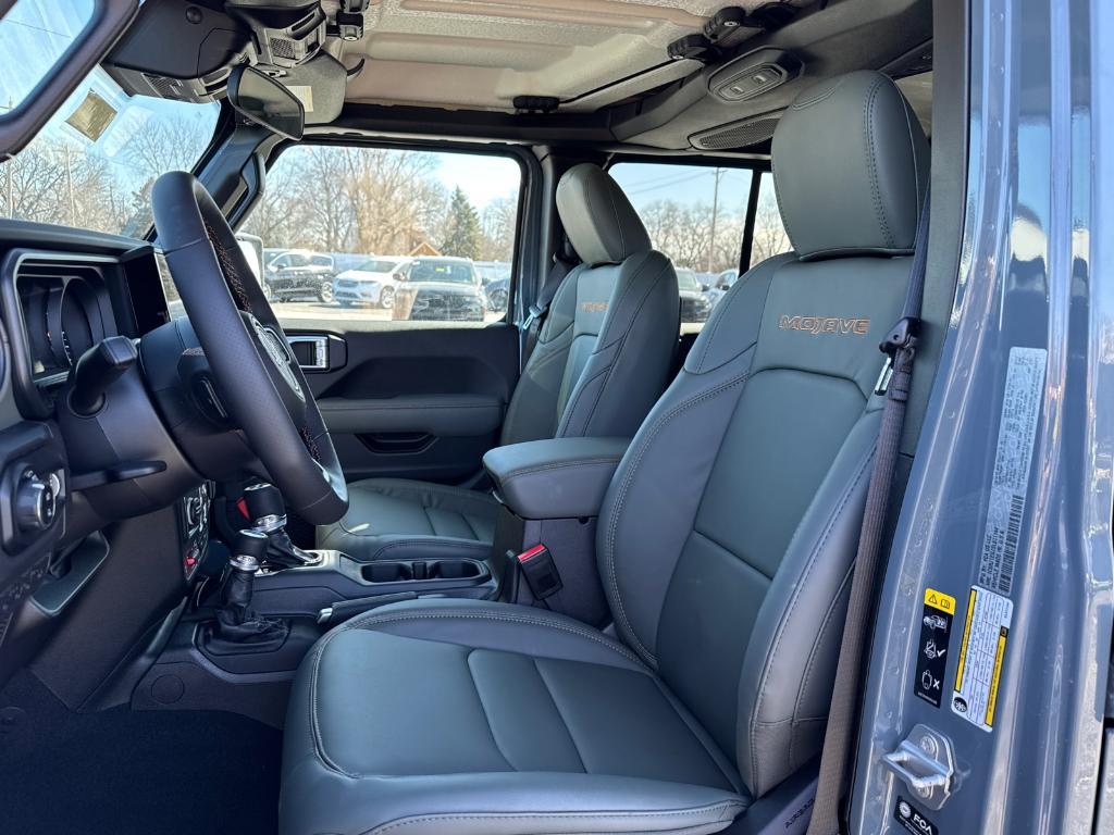 new 2025 Jeep Gladiator car, priced at $46,988