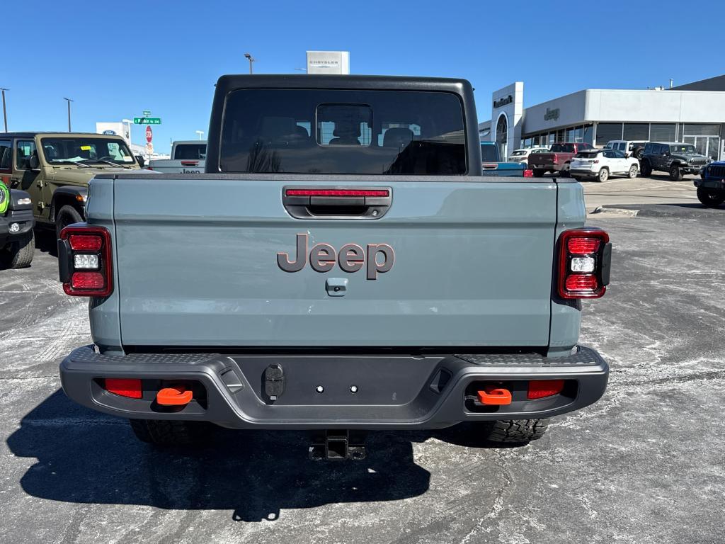 new 2025 Jeep Gladiator car, priced at $46,988