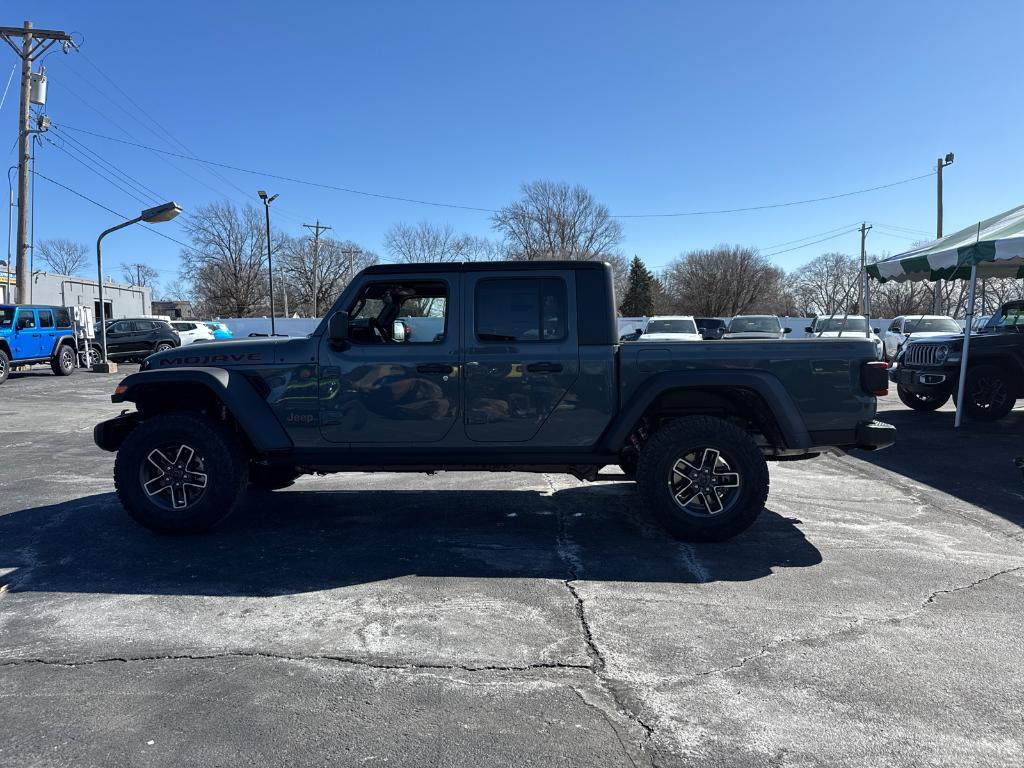 new 2025 Jeep Gladiator car, priced at $58,475