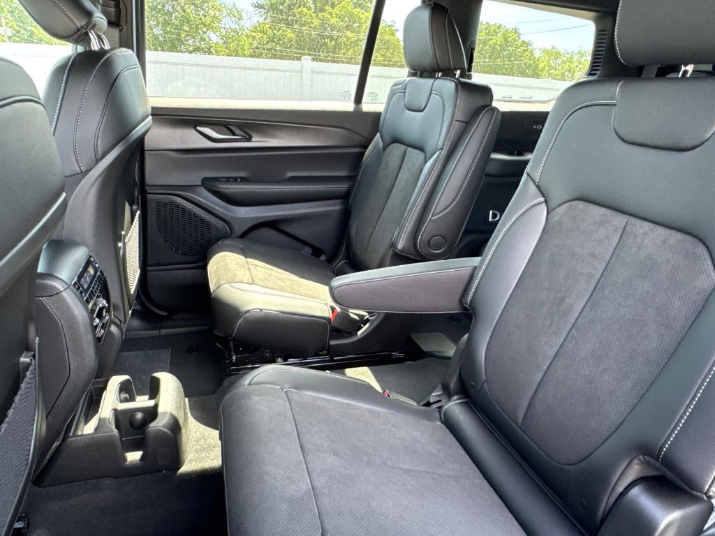 new 2025 Jeep Grand Cherokee L car, priced at $38,988