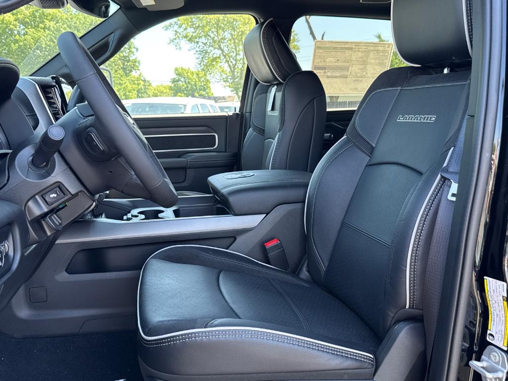 new 2025 Ram 3500 car, priced at $77,780