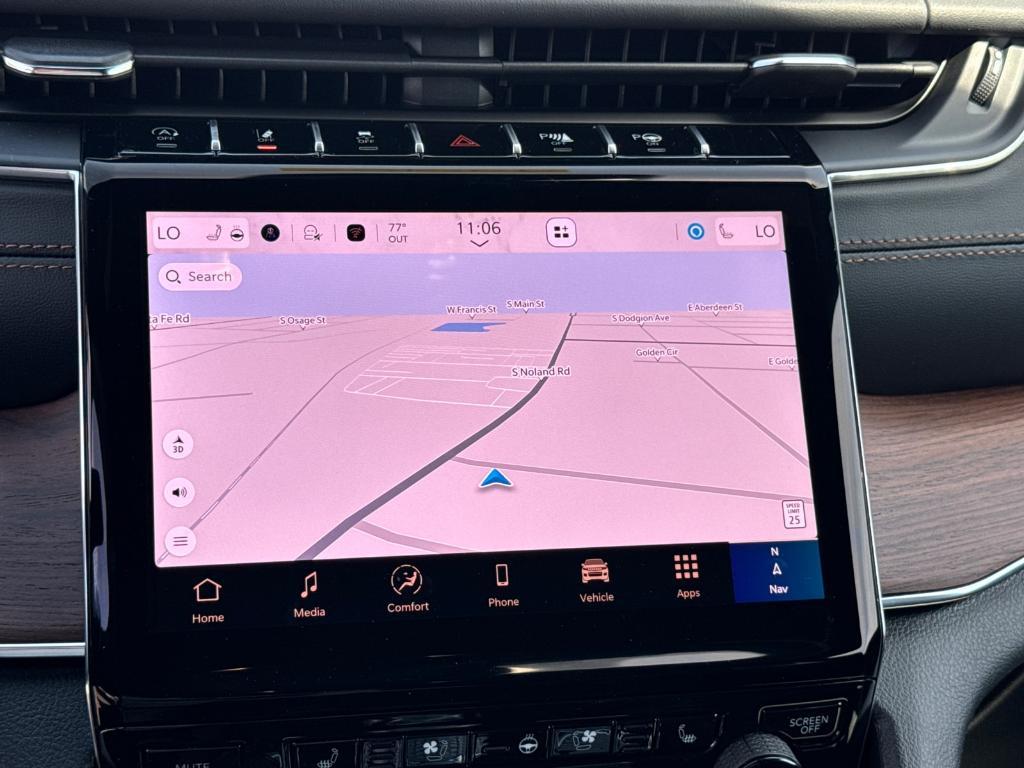 new 2025 Jeep Grand Cherokee car, priced at $54,988
