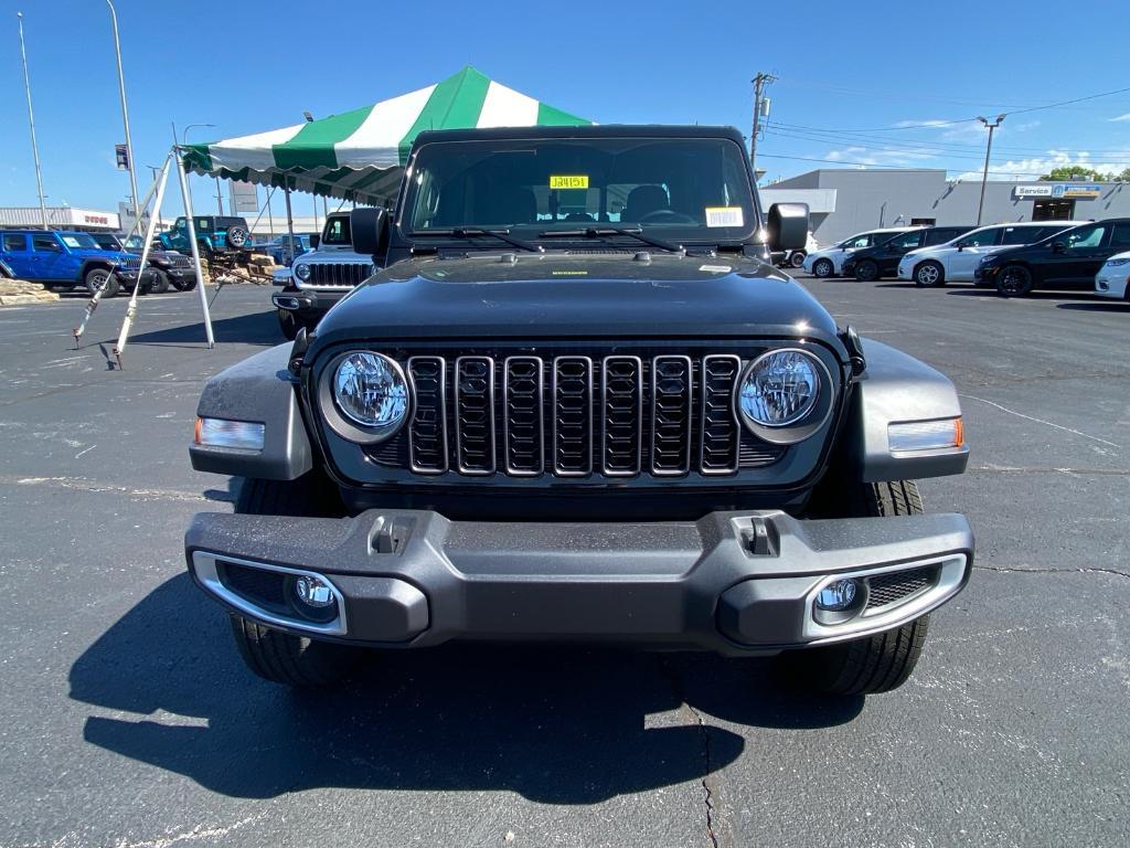 new 2024 Jeep Gladiator car, priced at $35,488