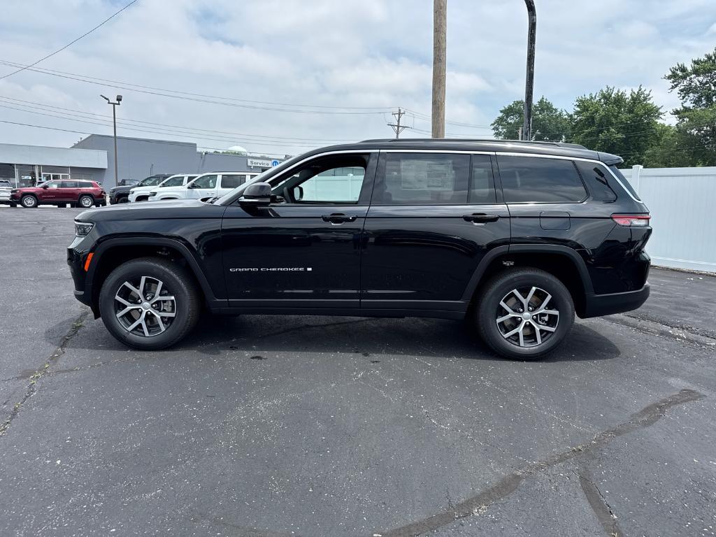 new 2025 Jeep Grand Cherokee L car, priced at $38,988