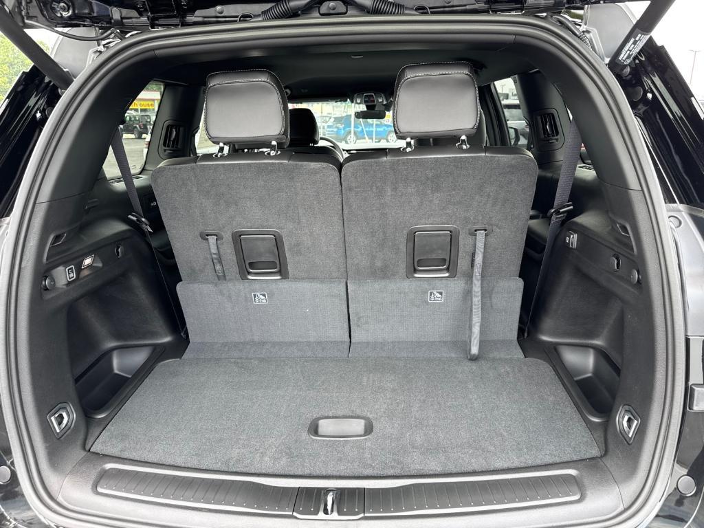 new 2025 Jeep Grand Cherokee L car, priced at $38,988