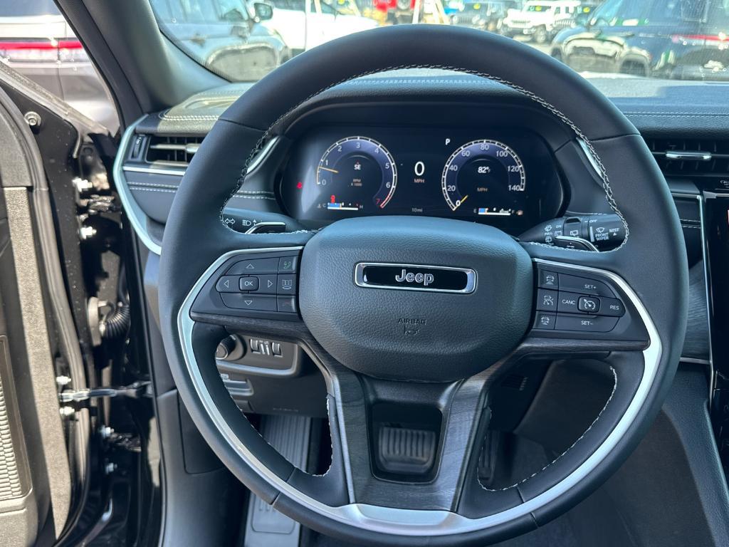 new 2025 Jeep Grand Cherokee L car, priced at $43,988